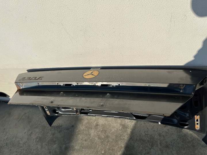 фото №14, Задня кришка кришка багажника mercedes w124 sedan 1985-1993