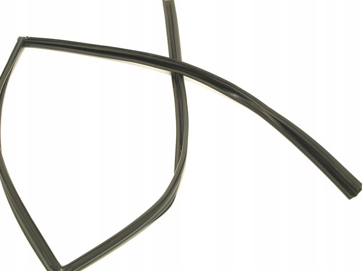 фото №4, Прокладка стёкла левый зад toyota rav4 ii 05 год