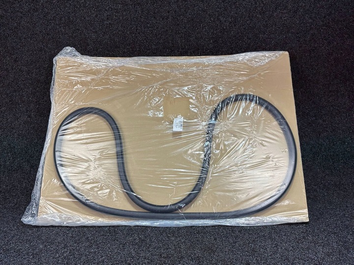 фото №2, Audi q4 89a прокладка двері задніх 89a833722a нова