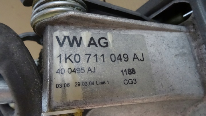 фото №11, Audi a3 8p 1.9 tdi куліса коробки 1k0711049aj