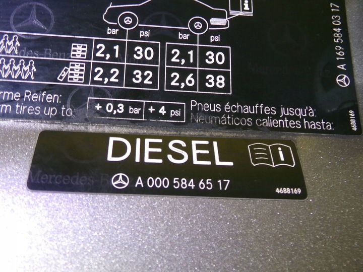 фото №9, Кришка заливання пального mercedes-benz a w169 a0005846517 код lak: 748 nr101