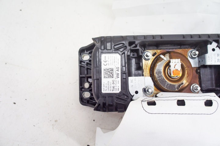 фото №6, Vd179 audi a4 b9 ^ подушка подушка пассажира панели правая 8w0880204d европа ar