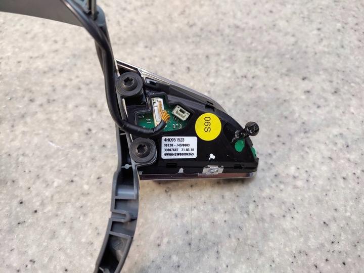 фото №2, Кнопки кермо мультифункцій радіо audi a8 s8 d4 4h 4h0951523