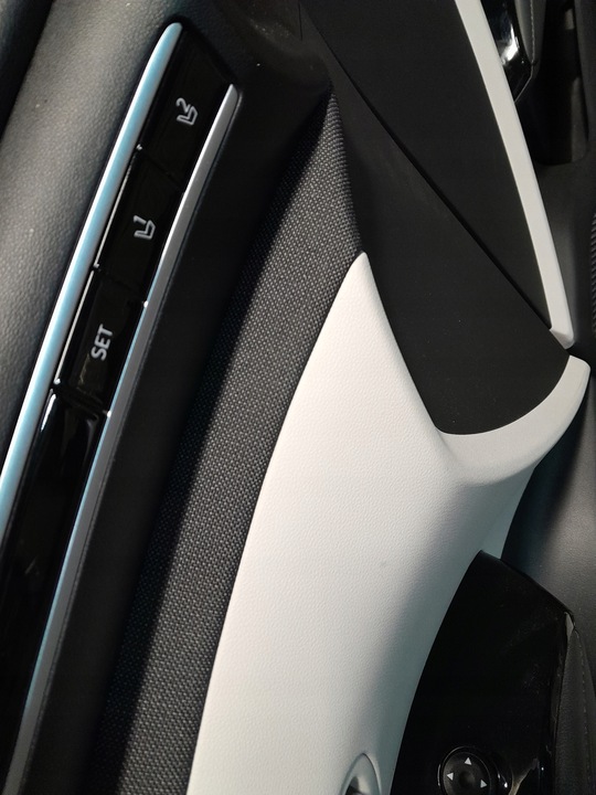 фото №7, Hyundai tucson iv обшивки дверь перед зад светлая кожа