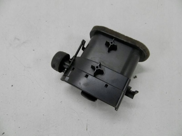 фото №4, Mercedes a w168 воздуховод воздуха решётка правая