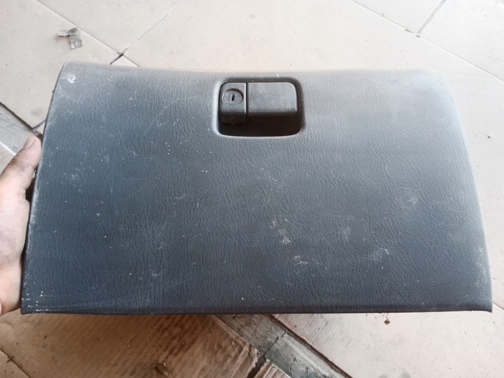 фото №1, Бардачок пассажира панели mazda mpv ii