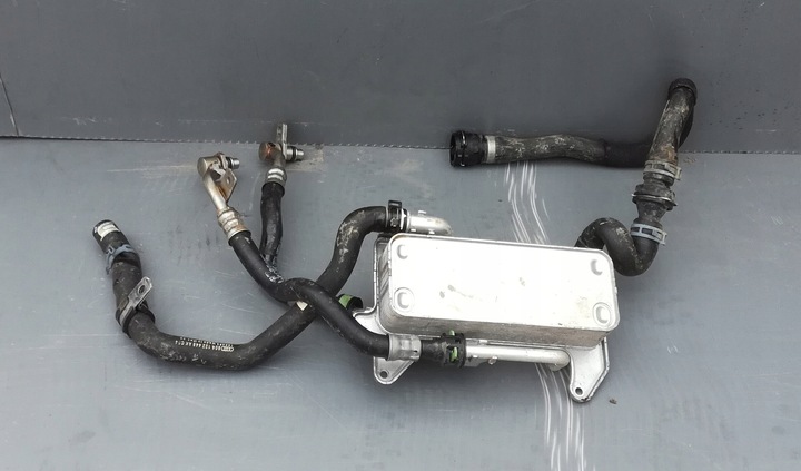 фото №1, Audi q7 4m q5 80a радіаторів масла комплект