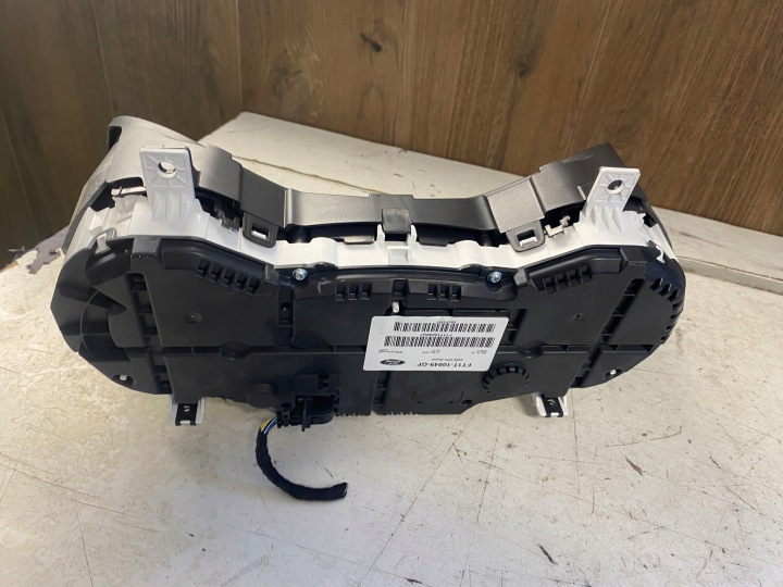 фото №9, Ford transit connect mk2 1.5 tdci панель приладів