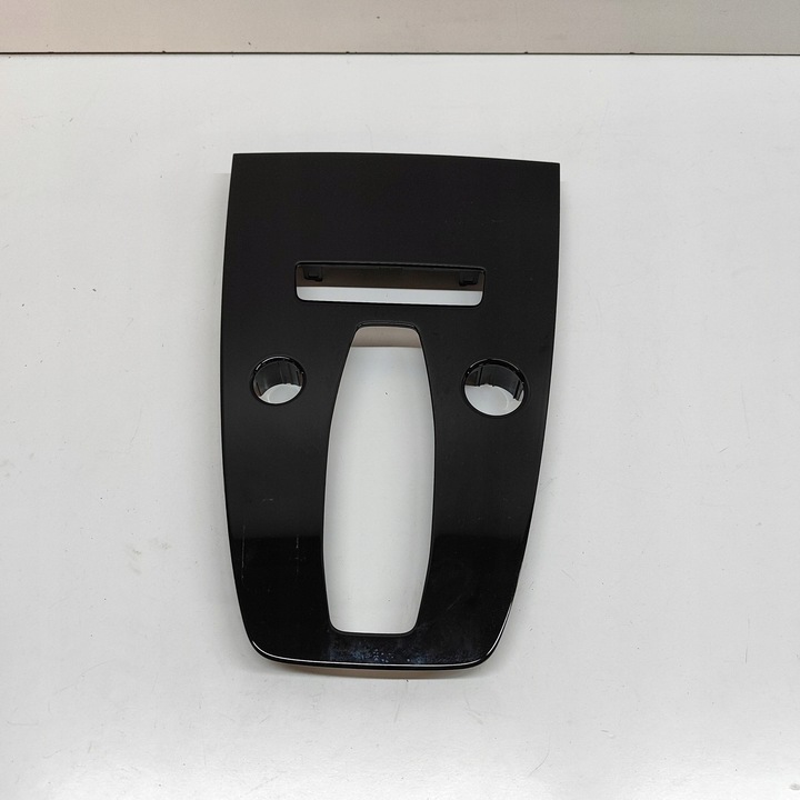 фото №1, Audi q4 sportback e-tron 2024 другой элементы туннеля среднего