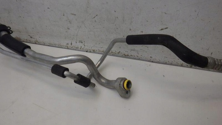 фото №7, Шланг трубка кондиціонера a4 b7 2.0 tfsi 8e1260712