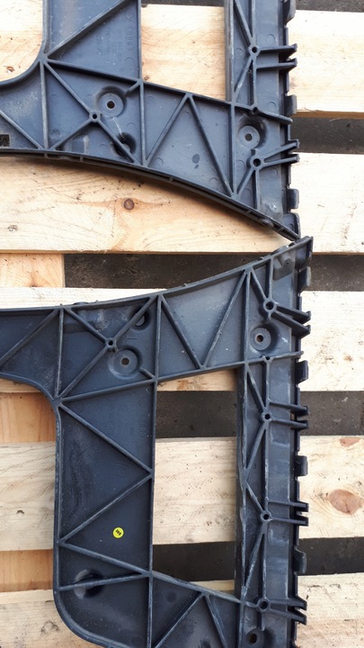 фото №7, A4 b8 s4 ползун бампера зад sedan левый правые kpl