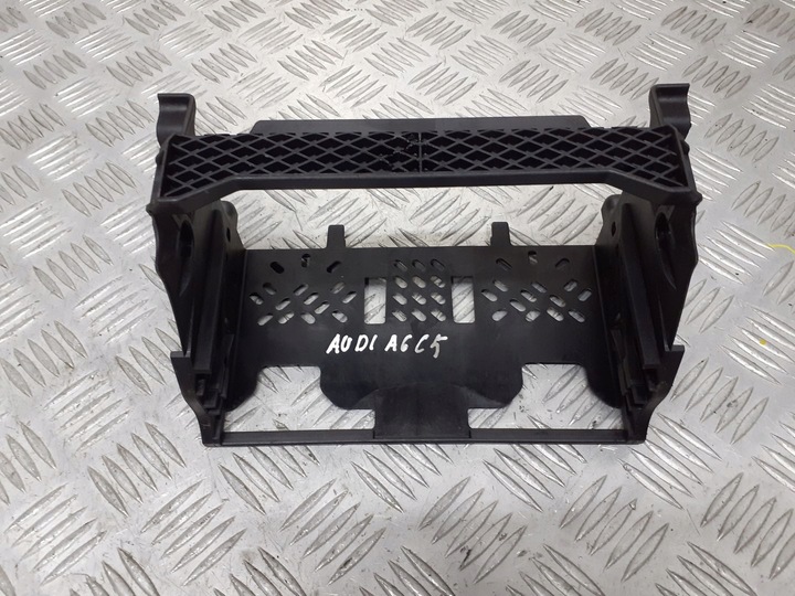 фото №1, Рамка радио навигации audi a6 c5 4b0858075c