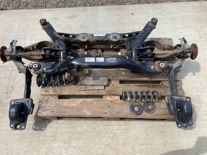 фото №1, Подрамник подвешивание зад 4x4 vw golf vii 5q0505235e