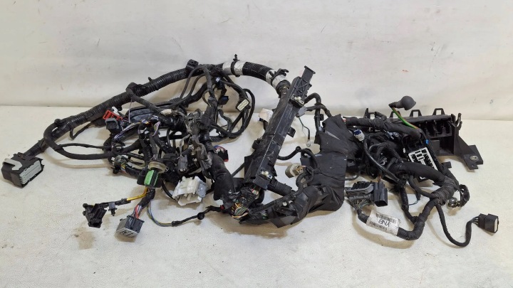 фото №6, Установка жгут камеры двигателя ford mondeo mk5 1.5 ecobost kg9t-12a581