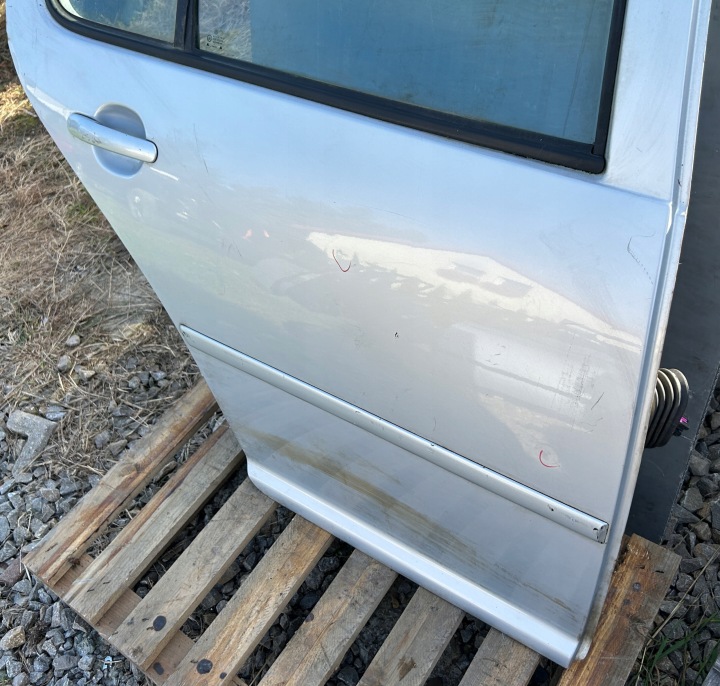 фото №8, Правая дверь зад задние vw golf iv hb