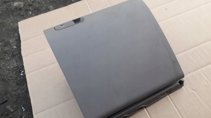 фото №5, Бардачок пасажира 5m1857097p vw tiguan golf європа