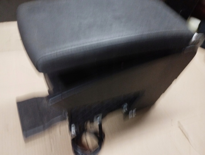 фото №7, Подлокотник vw passat b6,2008r.