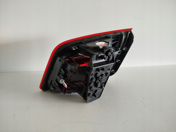 фото №10, Лампа зад bmw 5 f10 lci рестайлинг 13-16 sedan левая крышки eu 7306163 / правая usa