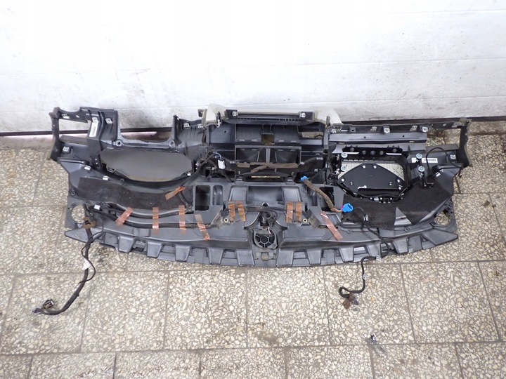 фото №11, Панель раздаточная капот bang&olufsen audi s8 d3 5.2 4e1819214