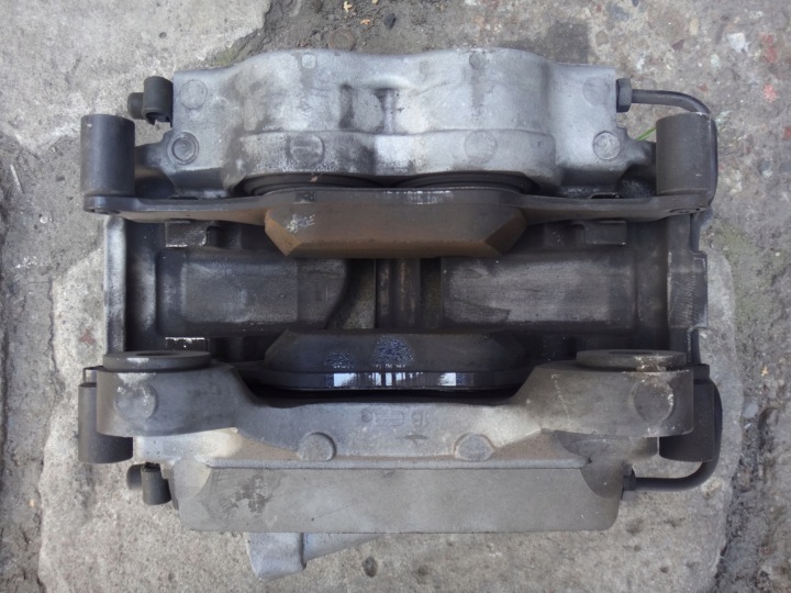 фото №5, Суппорт левый перед bmw g20 g21 g30 g31 g11 g12 g01 g02 g05 g06 42/30/348