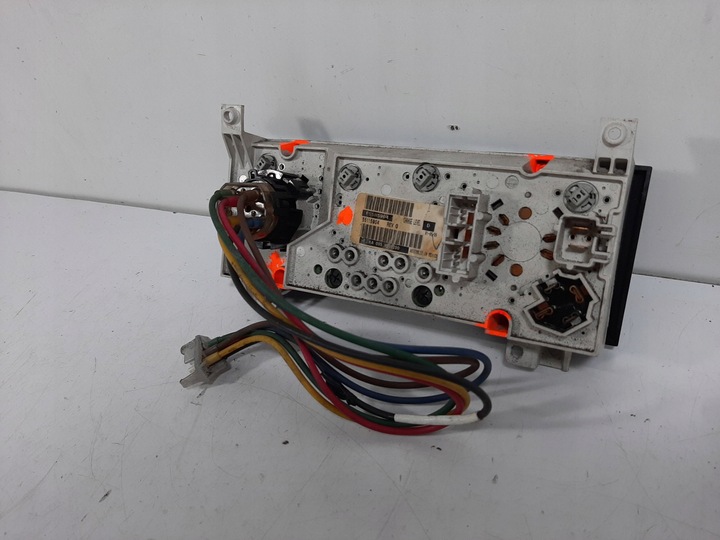 фото №10, Jeep grand cherokee ii 3.1td 4x4 wg 99r панель повітропровід p55115904