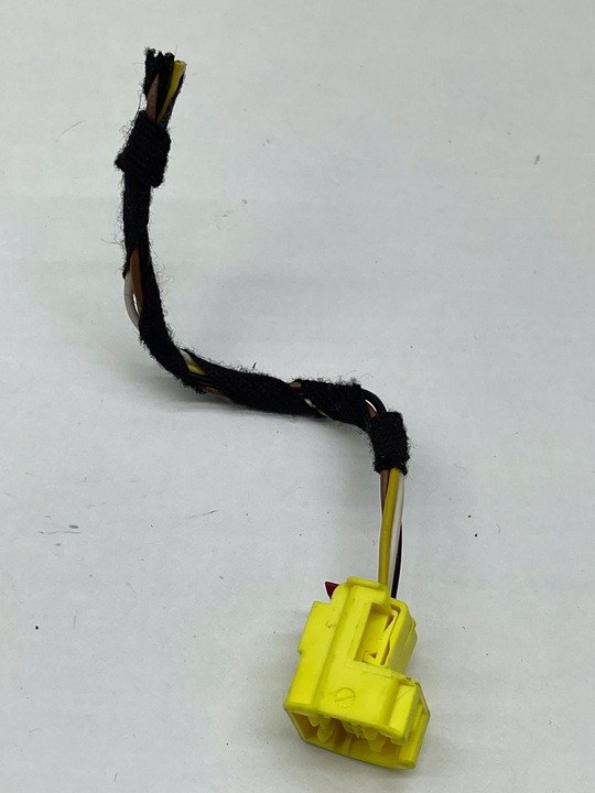 фото №9, Audi volkswagen seat skoda штекер роз'єм з'єднувач + шланг 4h0972133