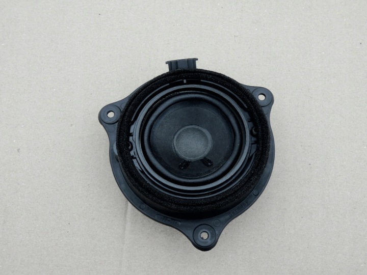 фото №9, Audi a6 c6 динамик правое левые перед bose 4f0035411e
