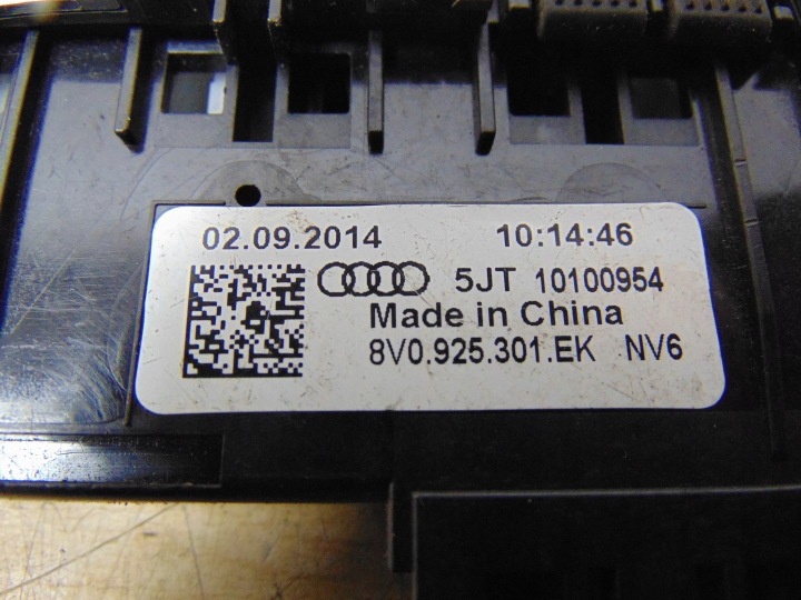 фото №14, Перемикач вимикач аварійних drive вибір audi a3 8v 8v0925301ek