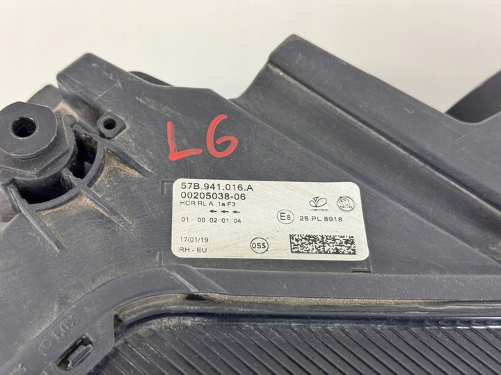 фото №16, Skoda karoq 57b 17- лампа фара правая перед 57b941016a