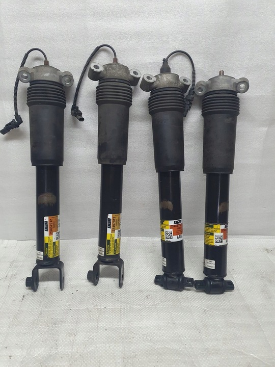 фото №1, Амортизаторы corvette c7 комплект 23457911 оригинал