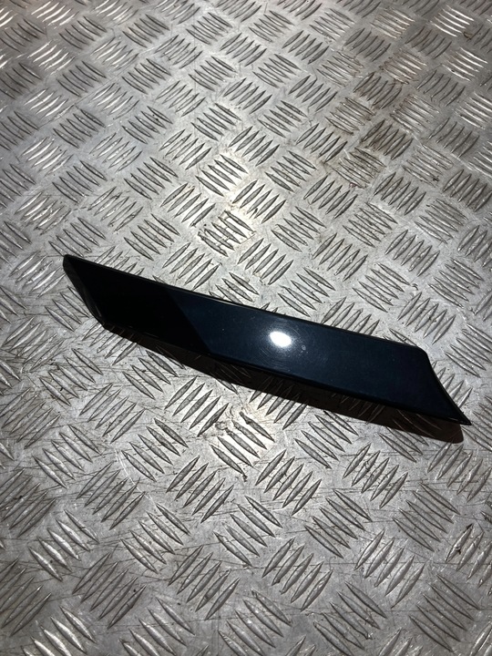 фото №1, Заглушка планка крыльев левый зад toyota rav4 v 19-