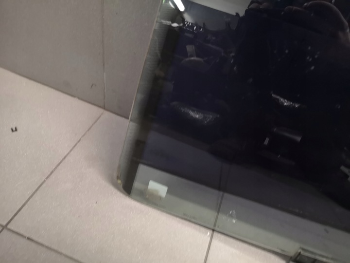 фото №6, Стекло дверь левый зад audi a8 d2 vsg