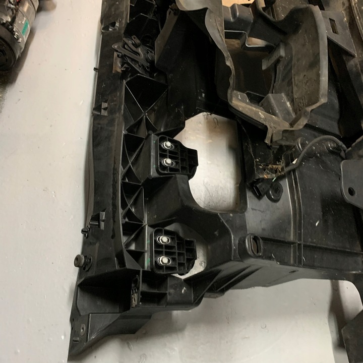 фото №14, Renault scenic iv 1.6 dci радиатор pas переднее жалюзи впуск 214819674r
