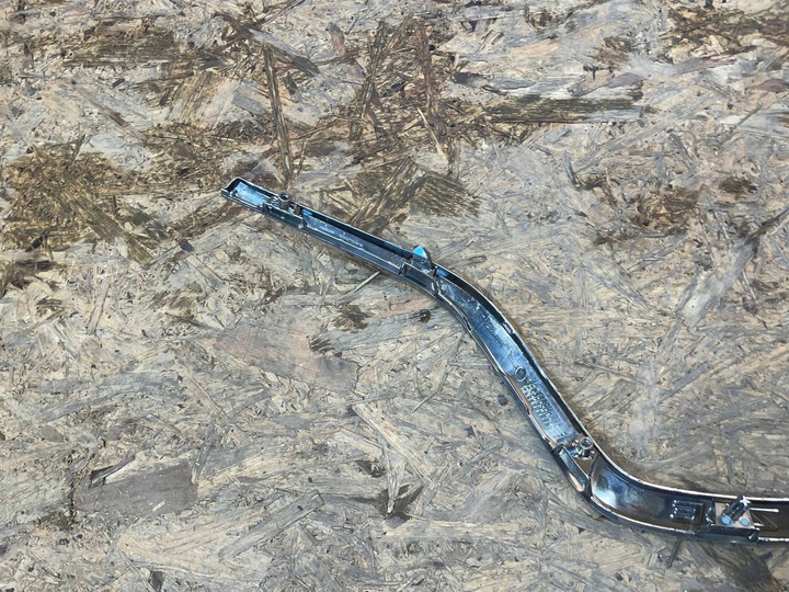 фото №9, Renault zoe рестайлінг 19-24 решітка планка хром решітка перед передня бампера