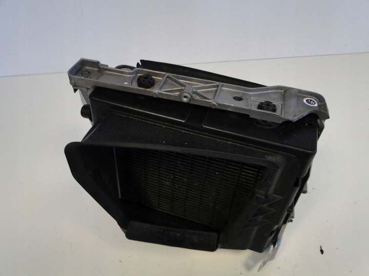 фото №5, Mercedes радиаторов масляная воды w подкрылок правые amg gt 192 sl 232