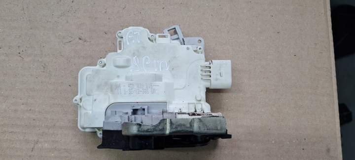фото №1, A6 c7 4g замок двері праві зад 9 pin 4g0839016 a7 4g