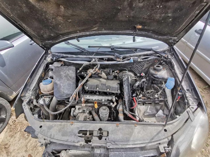 фото №7, Volkswagen polo впуск повітря do кабіни 2005 1.4l 6q0858069s