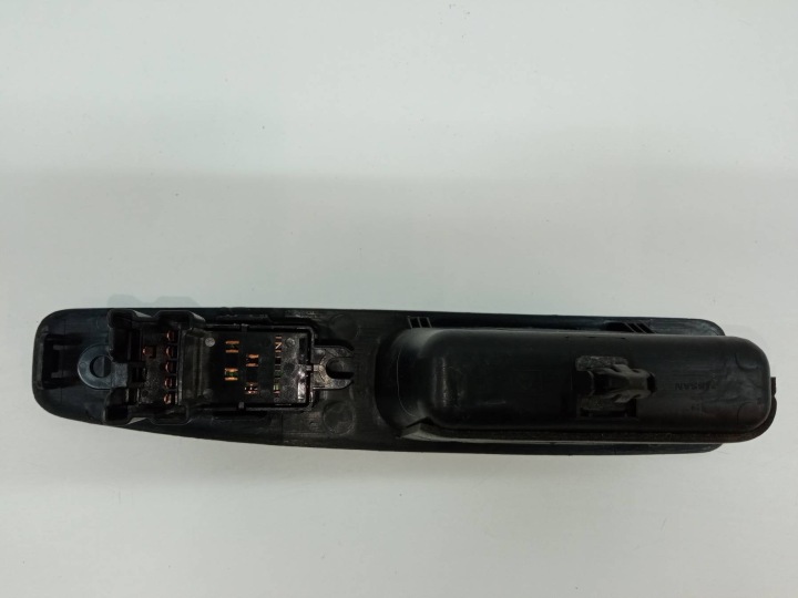 фото №9, Переключатель стекло зад левое правое 82951jd000 82950jd000 nissan qashqai i