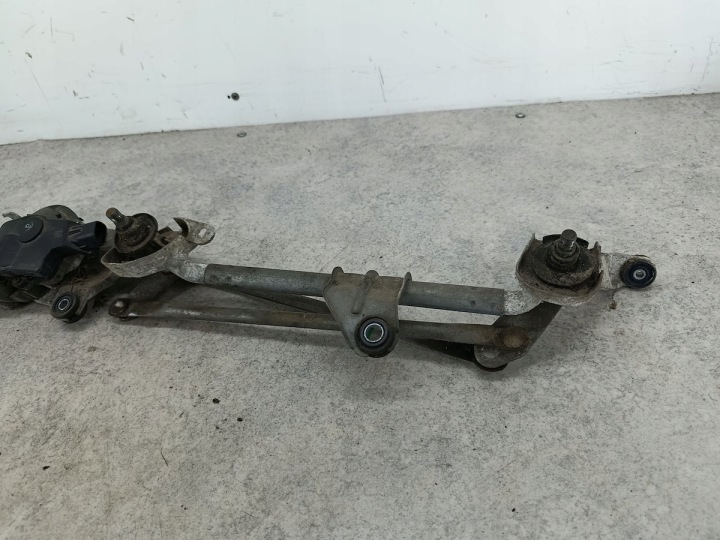 фото №6, Механизм стеклоочистителя mitsubishi colt vi 8250a153 ms159200-6821 denso