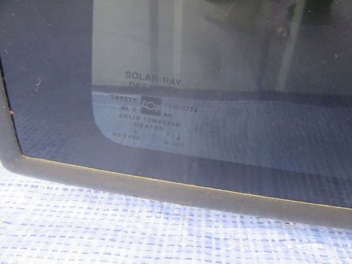 фото №6, Chevrolet blazer 2000 стекло зад задняя з крышки багажника