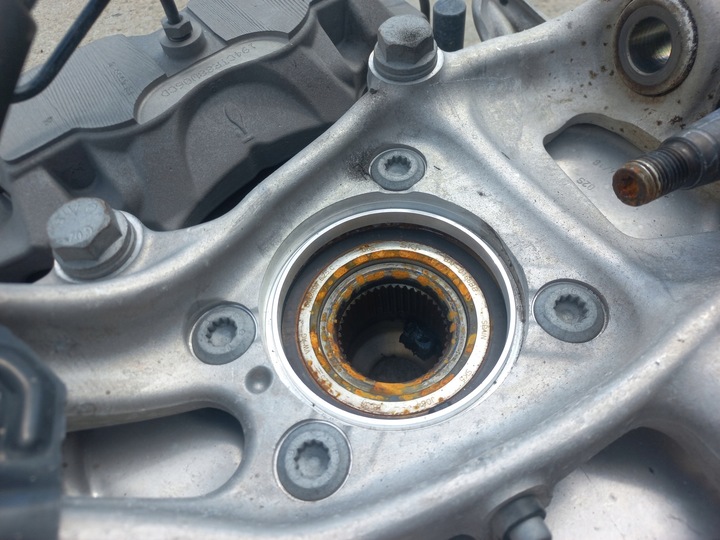 фото №9, Audi a5 8w 16- поворотный кулак суппорт диск перед