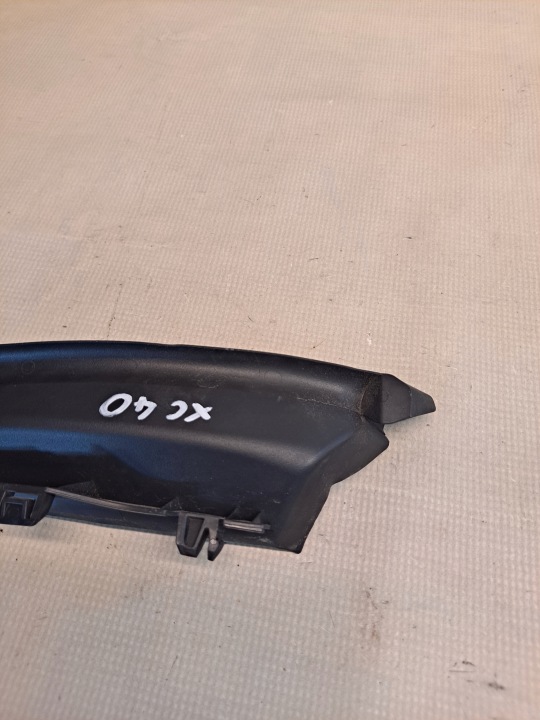 фото №6, Ущільнювач кутник жабо  праве volvo xc40 31651565