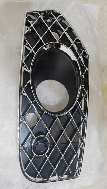 фото №6, Решётка бампера правая датчик bentley continental flying spur 3se807926a