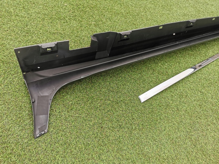 фото №9, Mercedes gt 290 amg 4door планка пороговая правая хром