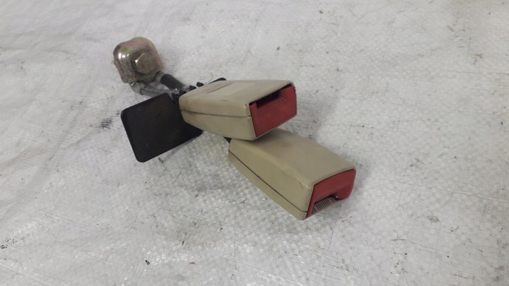 фото №12, Vw passat b5 fl застібка замок ременів зад 3b0857739c