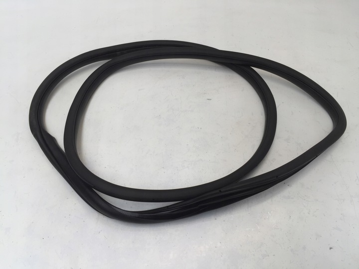 фото №1, Hyundai i20 iii 2021 2022 2023 прокладка двері праві зад кузовна задня