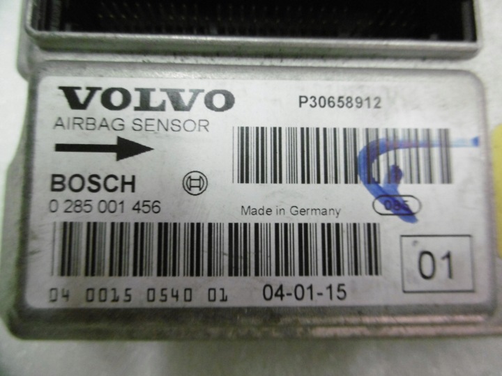 фото №7, Volvo s60 i рестайлинг - подушка, ремни подушка