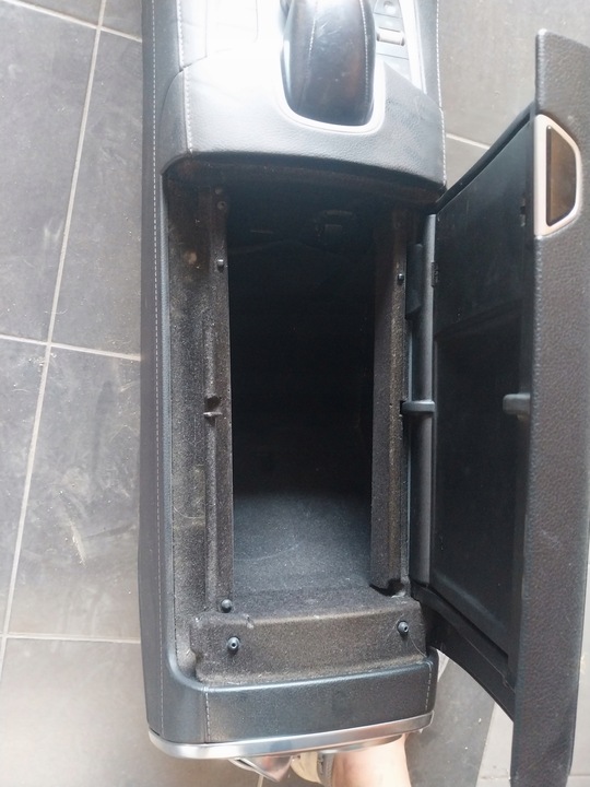 фото №5, Mercedes w222 туннель средний подлокотник бардачок панель переключатель