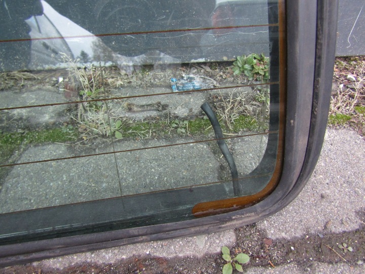 фото №7, 8 mercedes w124 универсал стекло задняя крышки багажника + прокладка