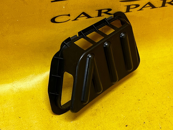 фото №2, Защита пластик заглушка левая lr discovery v l550